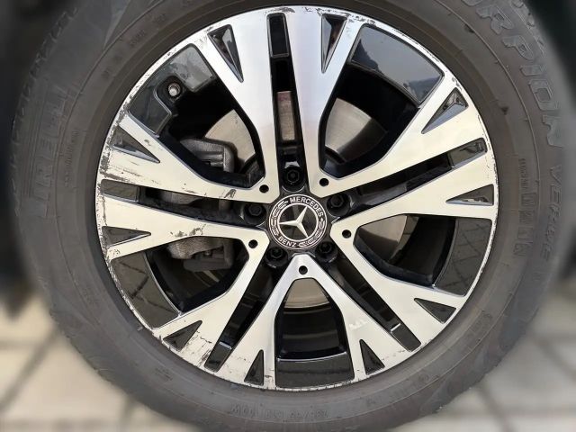 Mercedes-Benz GLB 180 GLB 180 d