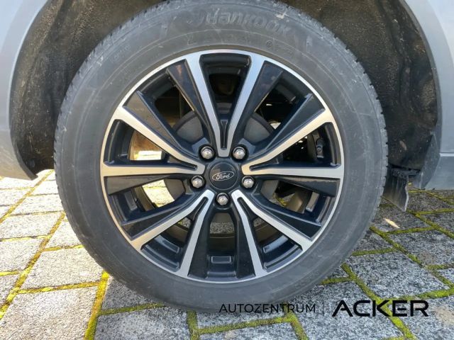 Ford Puma EcoBoost Titanium