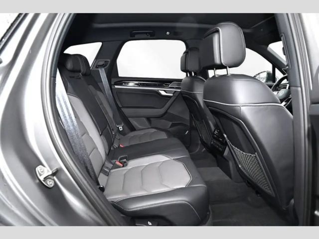 Volkswagen Touareg 4Motion DSG R-Line