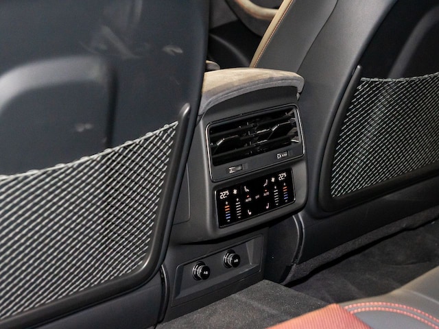 Audi RS Q8 Performance Quattro