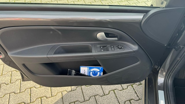 Volkswagen e-up! Move Move up!