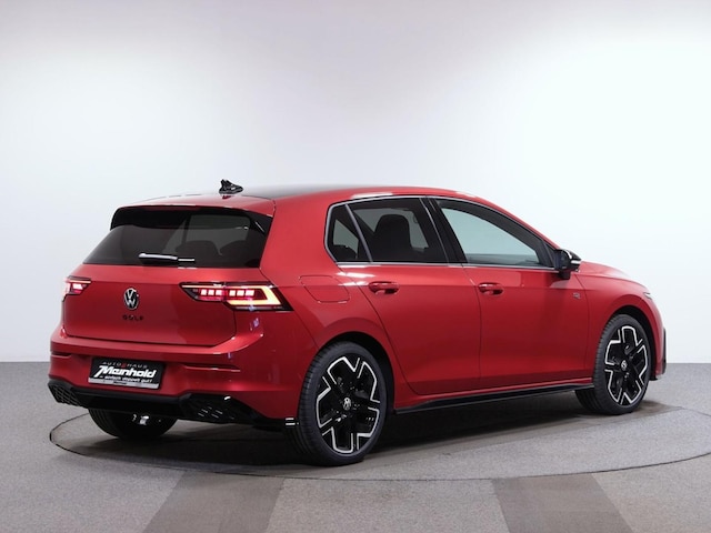 Volkswagen Golf 1.5 TSI R-Line Style