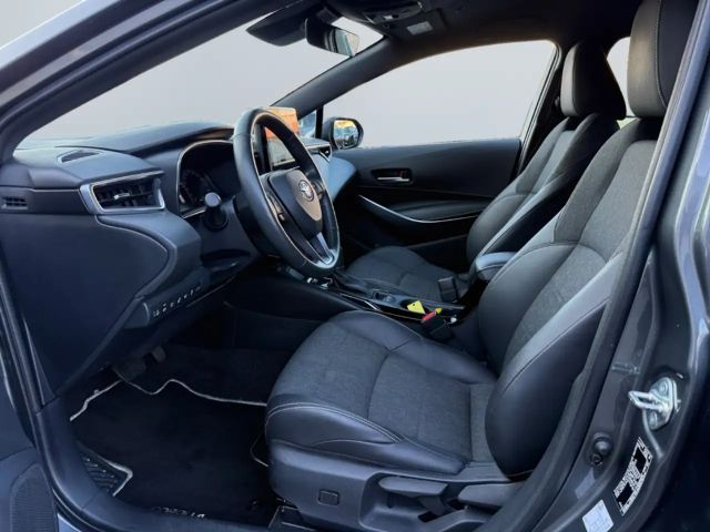 Toyota Corolla Hybride Team D