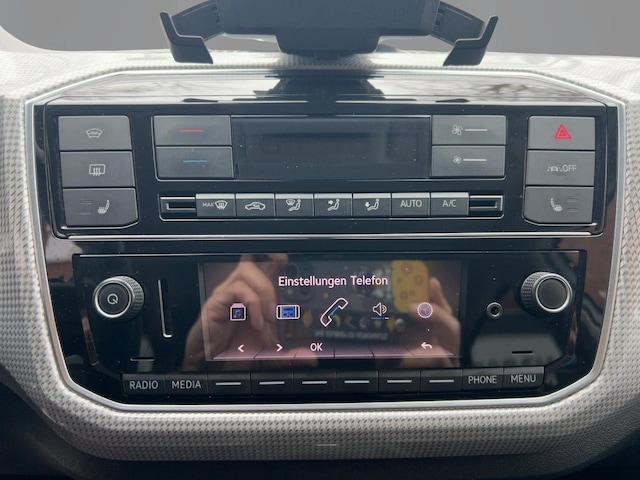 Volkswagen e-up! Plus Style