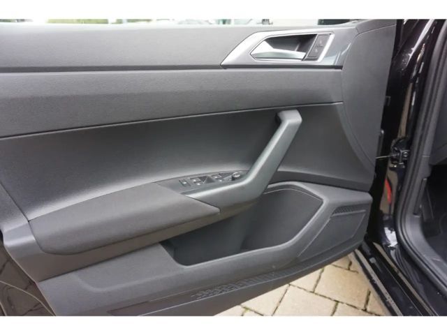 Volkswagen Polo 1.0 TSI DSG IQ.Drive Style