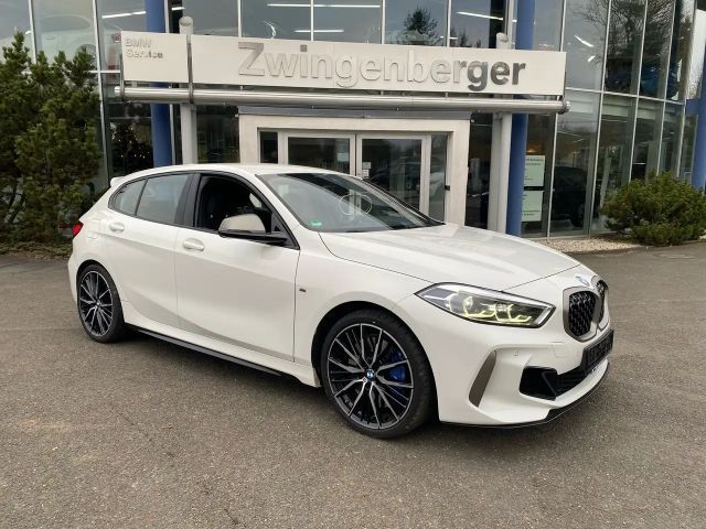 BMW 135 Sedan xDrive