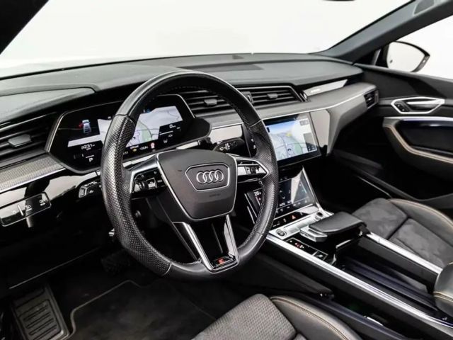 Audi e-tron 55 S-Line