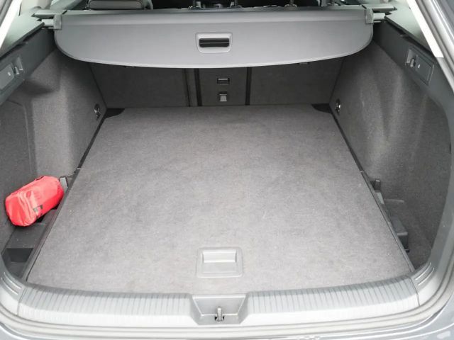 Volkswagen Golf DSG Golf VIII Variant