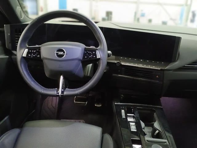 Opel Astra Sports Tourer Ultimate