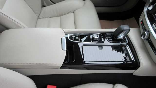 Volvo V60 Bright Plus T8