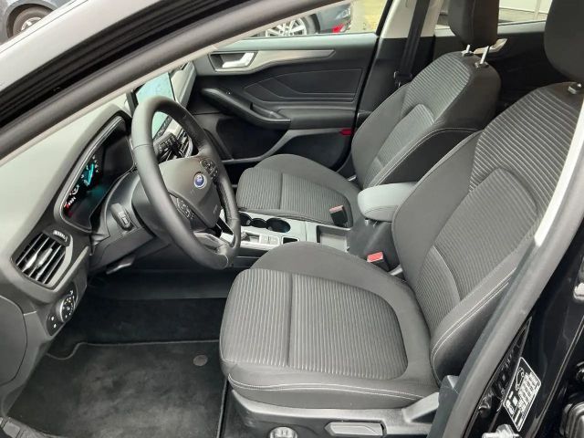 Ford Focus Titanium Wagon