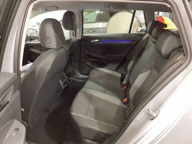 Volkswagen Golf 1.5 eTSI DSG Golf VIII Variant