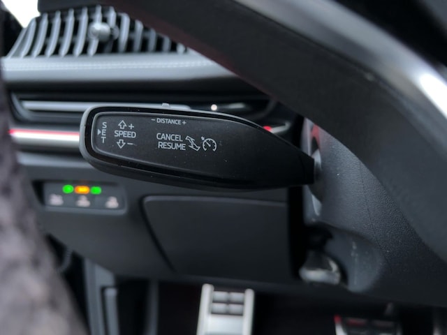 Skoda Superb Combi Sportline iV