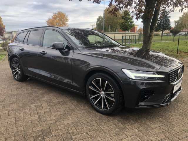 Volvo V60 AWD Dark Hybrid Plus T6