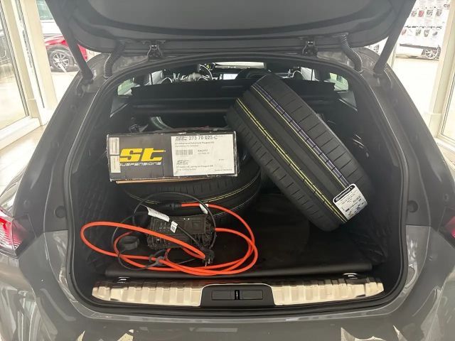 Peugeot 508 Hybrid4 SW