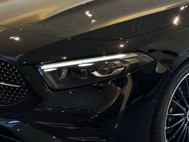 Mercedes-Benz A 180 AMG Line