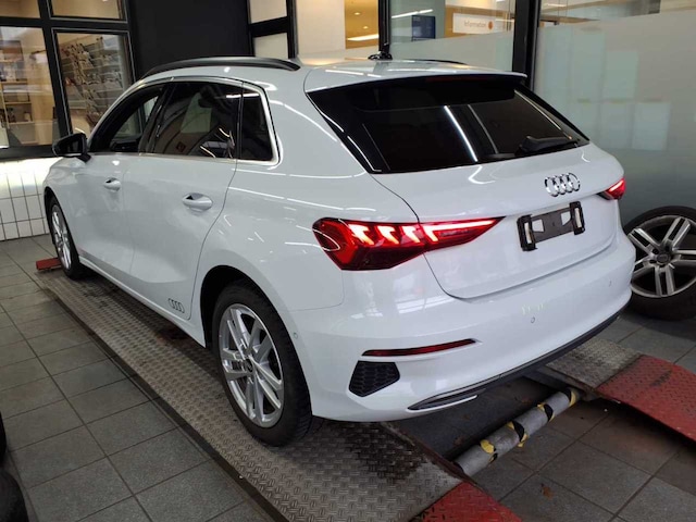 Audi A3 30 TFSI S-Tronic Sportback