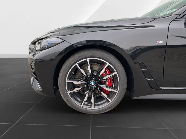 BMW M4 Coupé xDrive