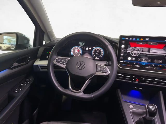 Volkswagen Golf 1.5 TSI Life Variant