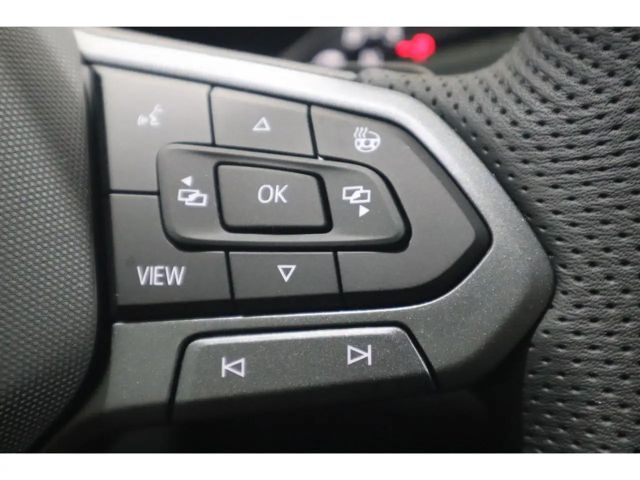 Volkswagen T-Roc 1.5 eTSI IQ.Drive R-Line Style