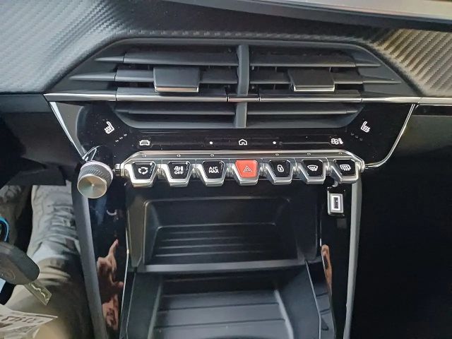 Peugeot 2008 PureTech Style