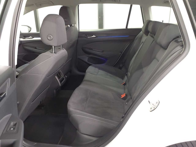 Volkswagen Golf Life Variant