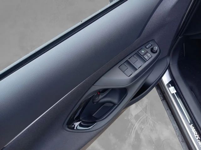 Toyota Yaris Cross Teamplayer,Safety-Paket,Winter-Paket