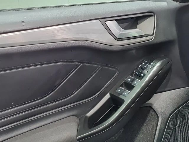 Ford Focus EcoBoost Titanium