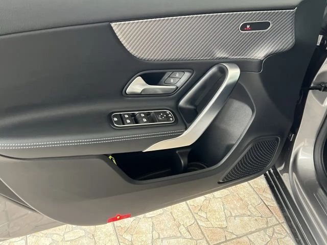 Mercedes-Benz A 180 Progressive