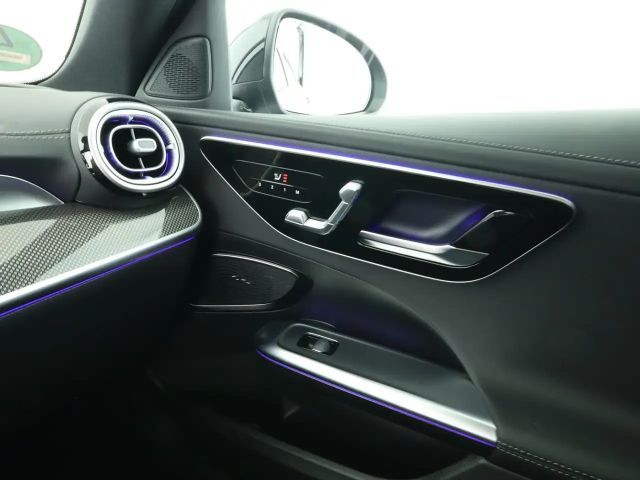 Mercedes-Benz C 220 AMG Line C 220 d Sedan