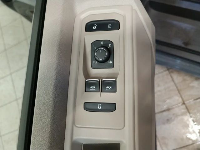 Volkswagen Multivan 2.0 TDI DSG T7