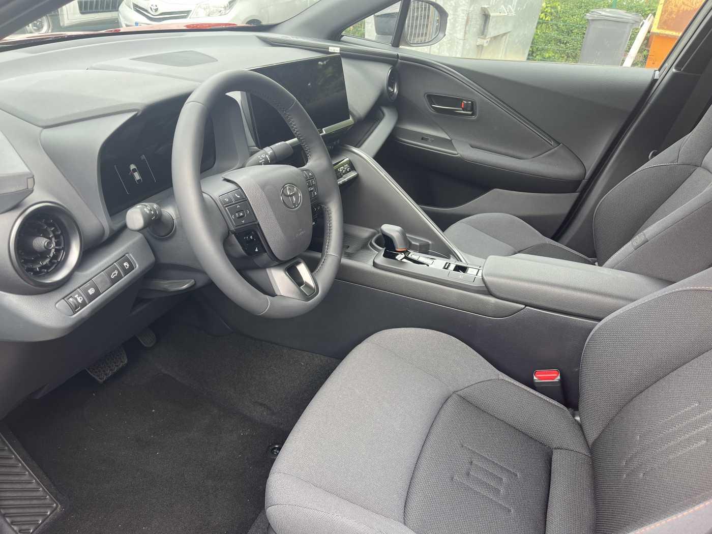 Toyota C-HR Hybride Team D