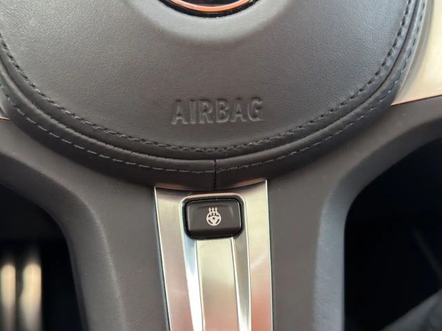 BMW 330 330e M-Sport Touring xDrive