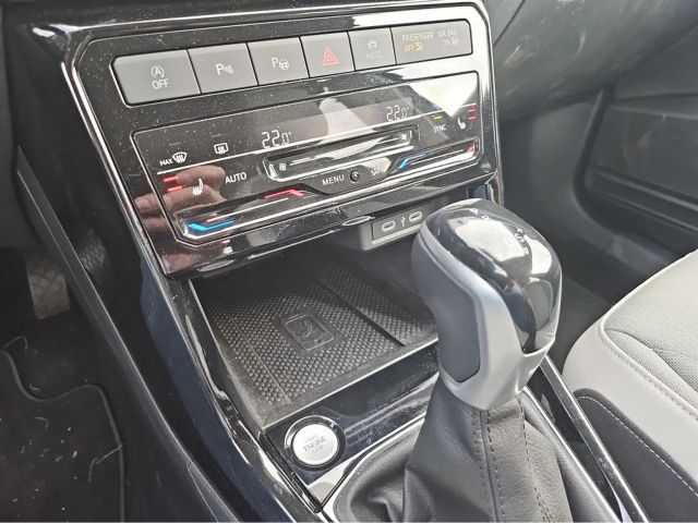 Volkswagen T-Cross 1.0 TSI DSG Style