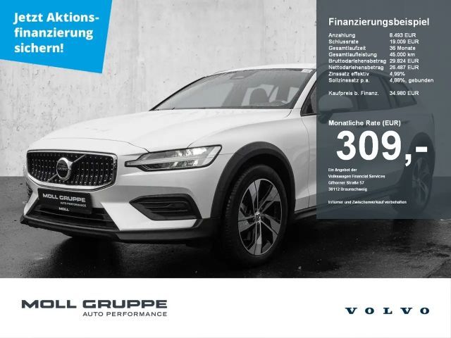 Volvo V60 Cross Country AWD Plus