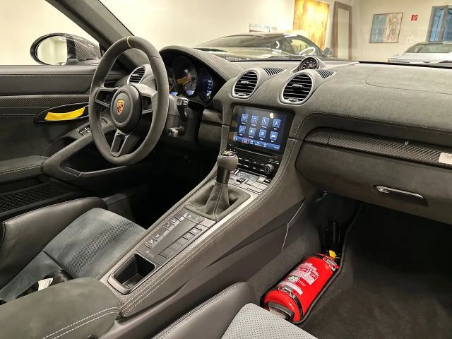 Porsche Cayman 718 Coupé RS