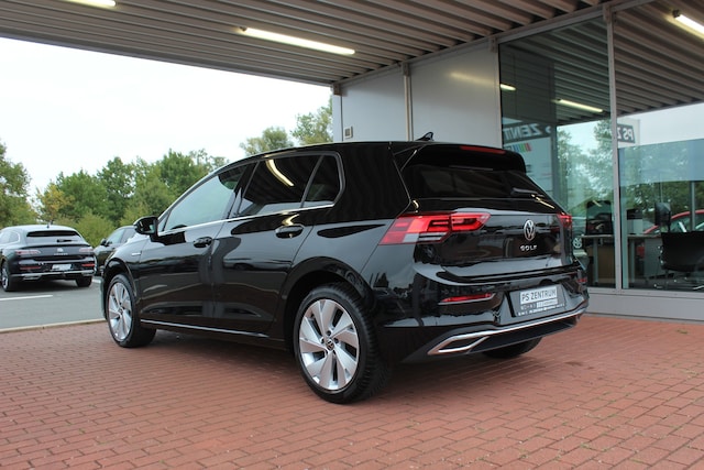 Volkswagen Golf 1.5 TSI Style
