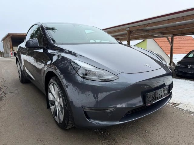 Tesla Model Y AWD Dual Motor Long Range