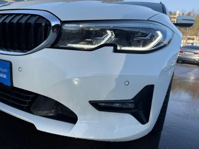 BMW 320 320d Touring xDrive