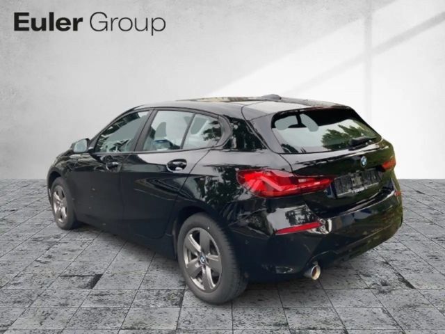 BMW 118 118i 5-deurs Sedan