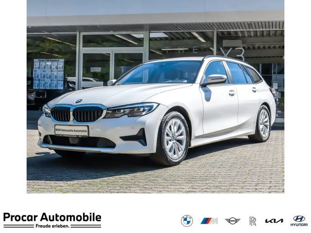 BMW 320 320d Touring xDrive