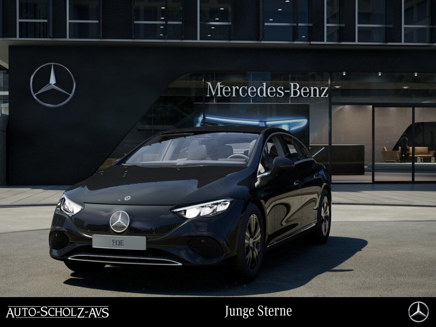 Mercedes-Benz EQE 300 Electric Art Sedan