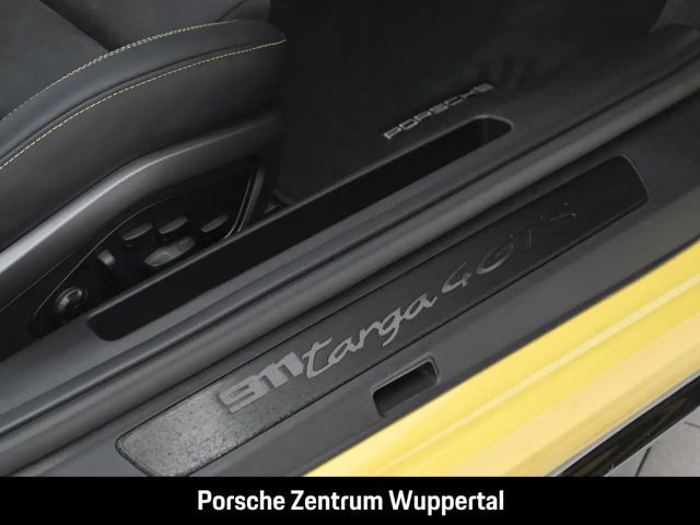 Porsche 992 4 Coupé GTS Targa