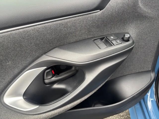 Toyota Yaris 1.0 VVT-i Comfort Hatchback