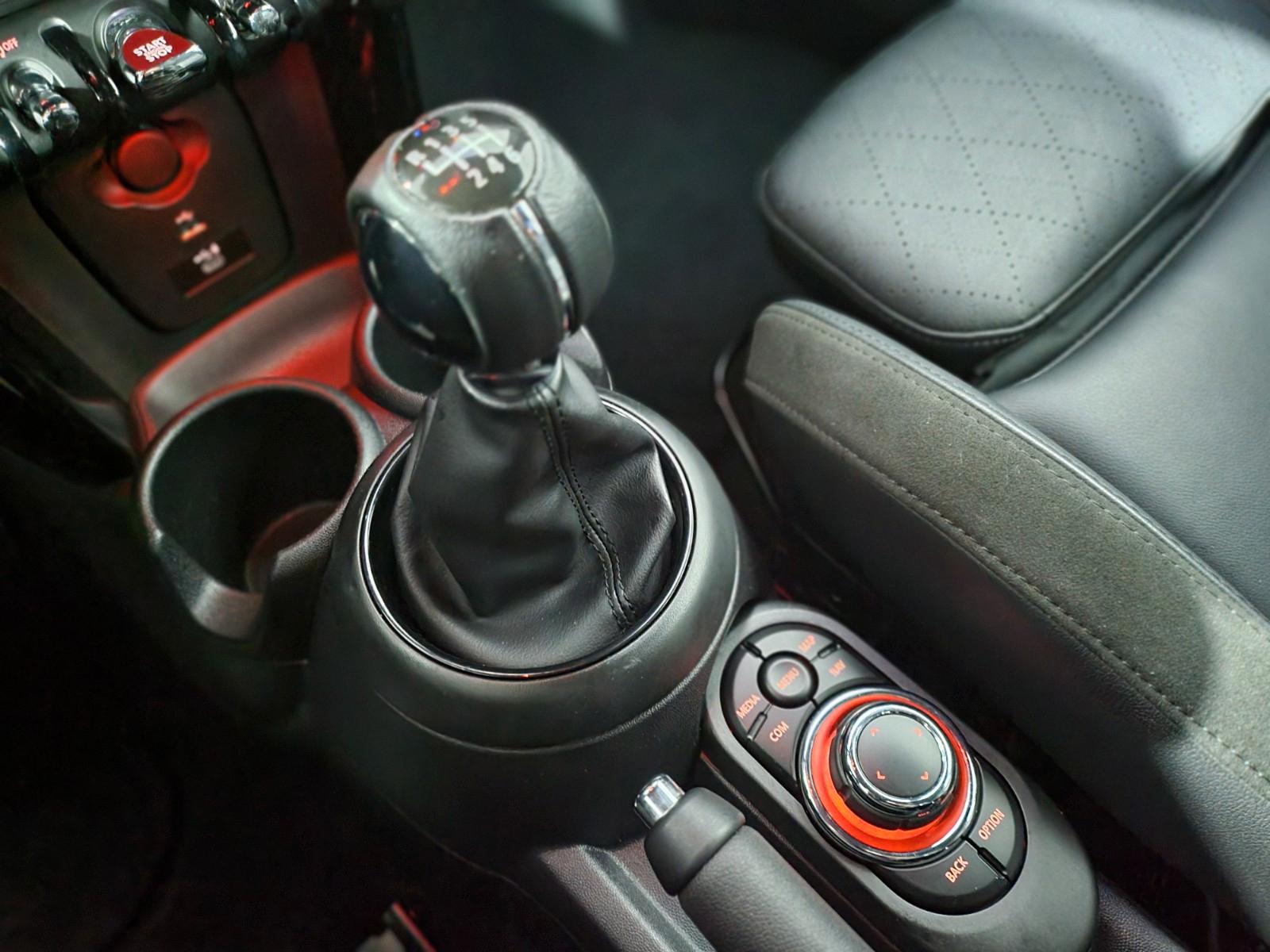 MINI Cooper 5-deurs Classic