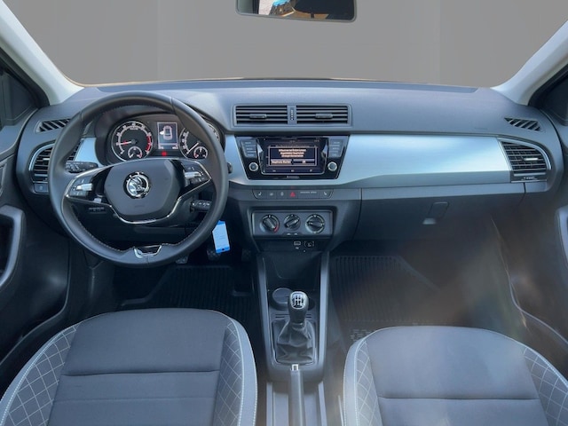 Skoda Fabia Fabia 1.0 MPI Sitzheizung Einparkhilfe CarPlay