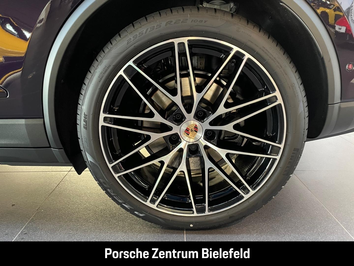 Porsche Macan LED-Matrix Abstandstempomat Luftfederung