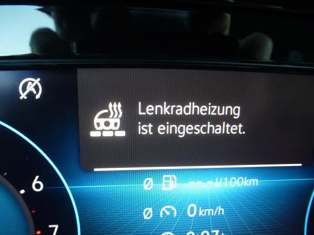 Volkswagen Golf Life Variant