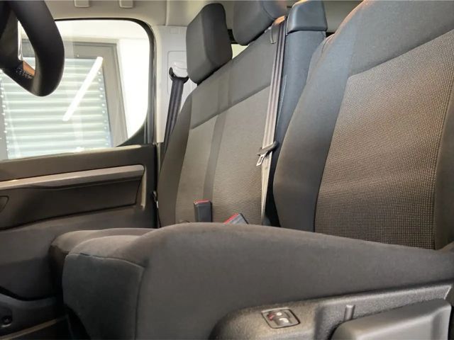 Opel Zafira Life 2.0 HDI XL Edition AT 9-Sitzer ACC KAM