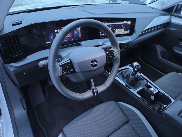 Opel Astra 1.2 Turbo Sports Tourer